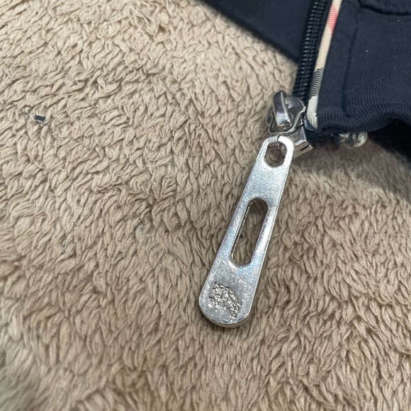 Burberry zip up sweater - Picture 4 of 4